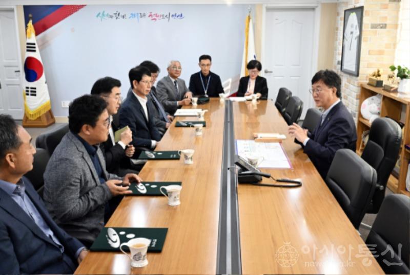 106.“소상공인 지원 총력…” 안산시, 상권활성화재단 임원 공개모집(2).jpg