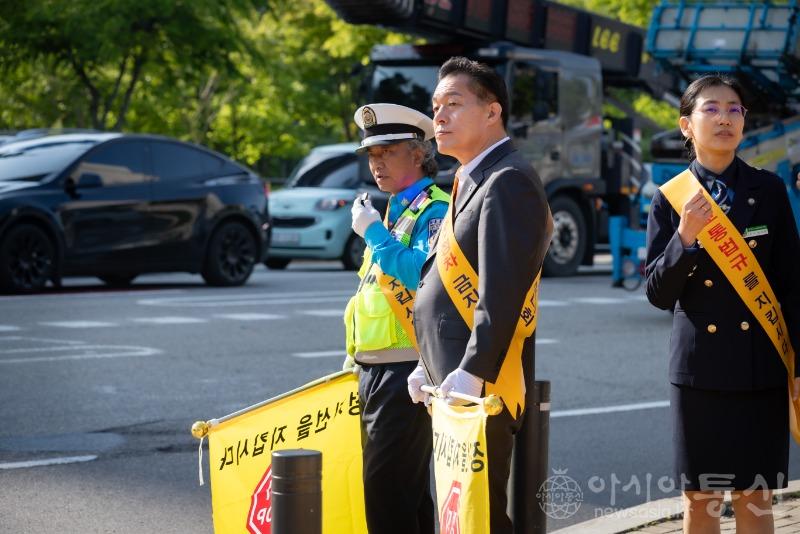 이재준 수원시장, “아이들이 안전하게 살아갈 수 있는 도시 만들겠다”(2).jpg