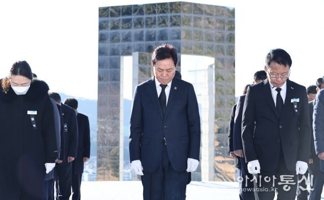 “2025년 공존과 성장, 희망의 경남을 열겠습니다”