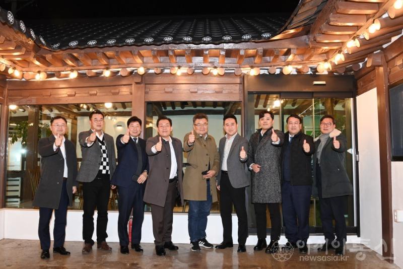 이재준 수원특례시장,기업인들과‘막걸리 간담회’열고,기업 현장 목소리 들어 1.jpg