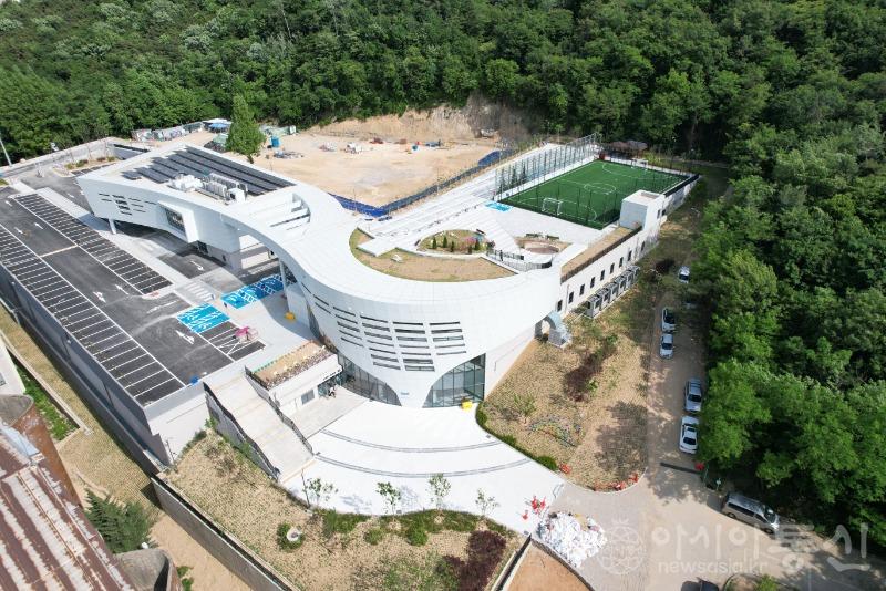 1. 부평남부체육센터, 2023 인천광역시 건축상 우수상 수상.jpg