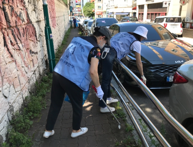 한국자유총연맹 남양주시지부 호평동분회, 사가연 문화거리 환경 정비 실시