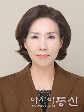 이숙자 서울특별시의회 운영위원장(국민의힘·서초2)