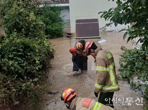 전북소방, 여름철 집중호우·태풍 대응 80명 구조·357개소 배수·455건 안전조치