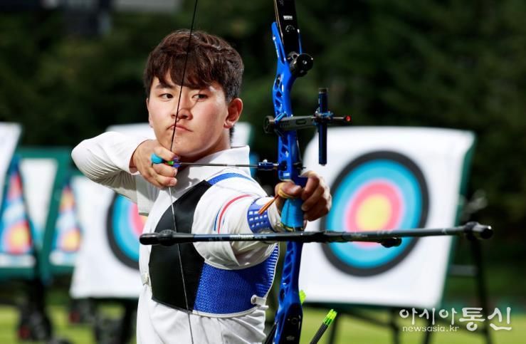 예천군청 김제덕・장지호 선수, 2026 양궁 국가대표 선발-김제덕.
