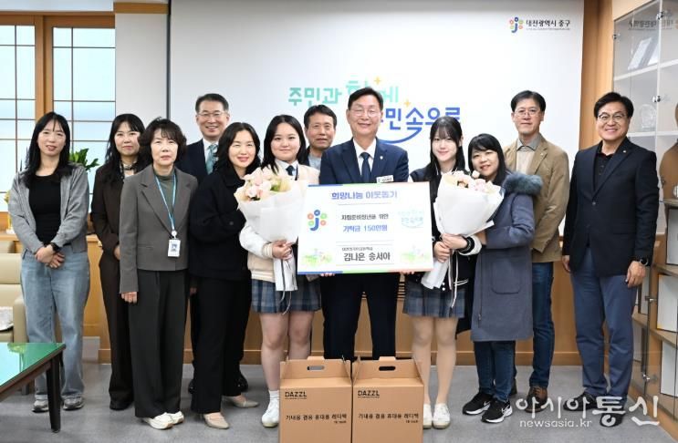 홈런클럽과 함께 달리며, 언니·오빠들 응원해요!