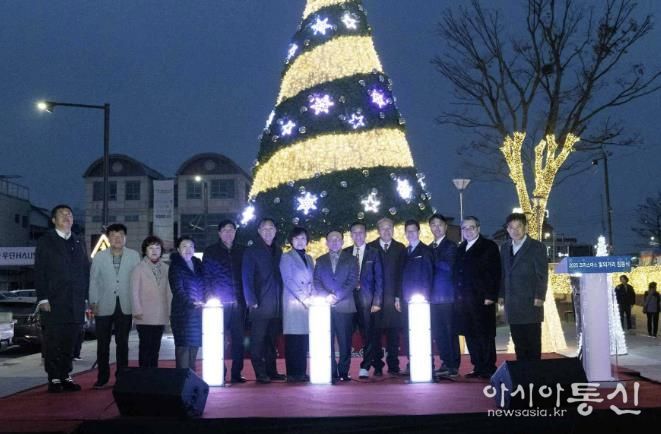 연천군, ‘2025 크리스마스 빛의 거리 점등식’ 개최
