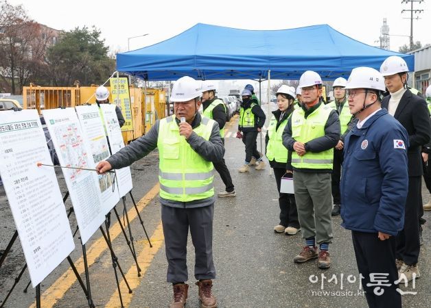 이장우 대전시장, 트램 2호선 공사 현장 방문