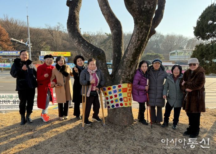 남양주시, 장애인 손뜨개 작품으로 청사에 겨울온기 더해