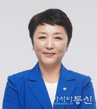 전진숙 국회의원(광주북구을, 더불어민주당 원내부대표)